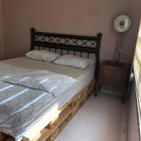 Apartment Ozzy Homes Muethis Katta *